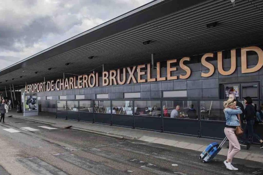 Albert 20 Brussels-Charleroi-Airport Bagian luar foto